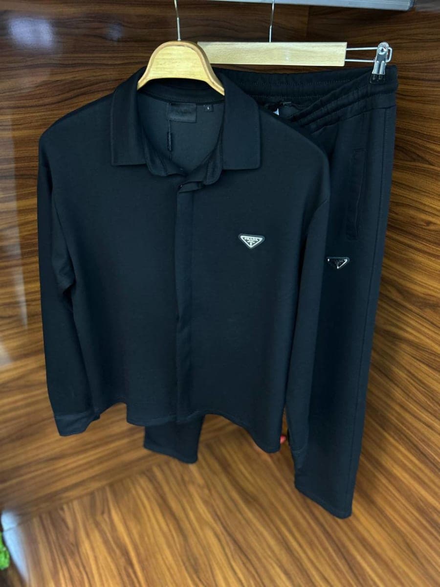 Prada Siyah Takım Elbise