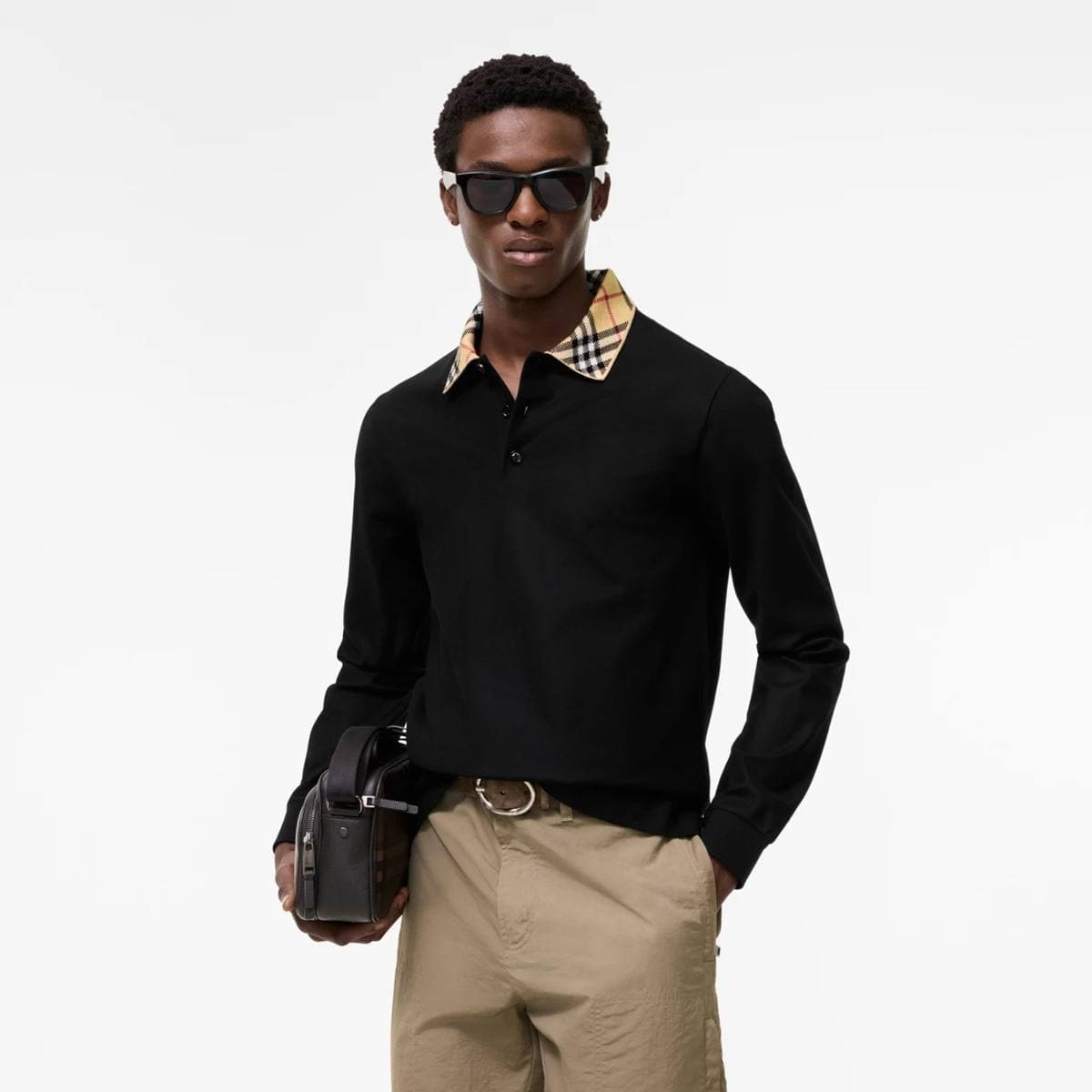 Burberry Yaka detaylı Triko kazak